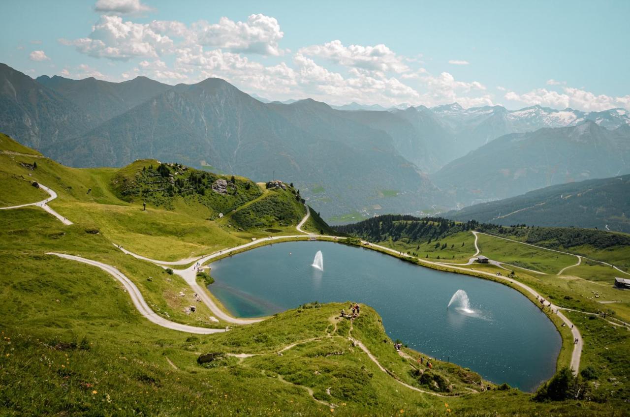 Hotel Germania Gastein - Ganzjaehrig Inklusive Alpentherme Gastein & Sommersaison Inklusive Gasteiner Bergbahnen Бад Хофгащайн Екстериор снимка